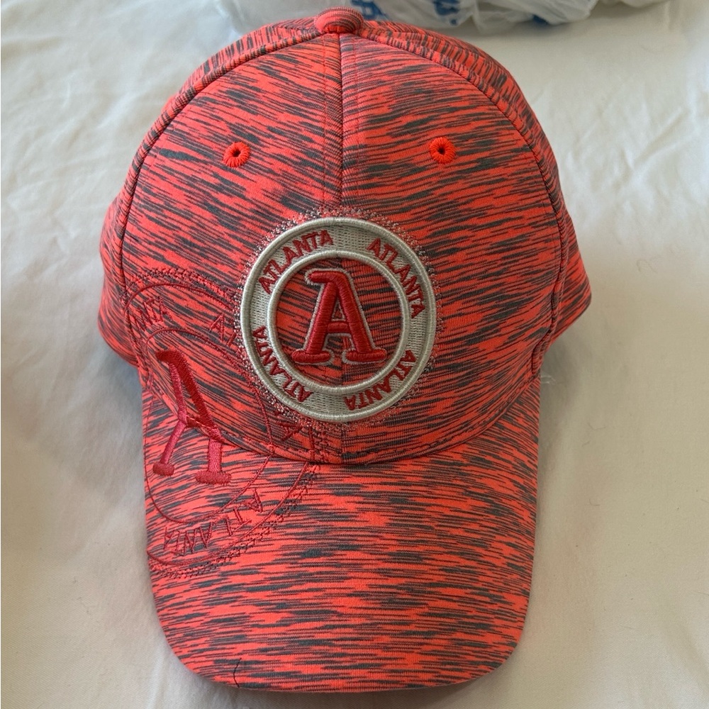 Robin Ruth Atlanta Cap - Picture 2 of 14